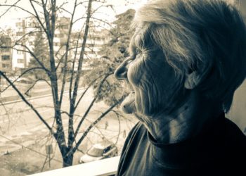 Ápolási díj 2021, igénylése és összege