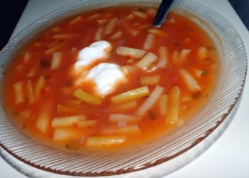 Zöldbableves paradicsomosan – recept