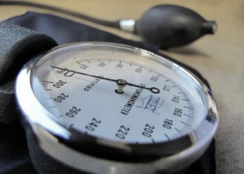 Magas vérnyomás okai, tünetei