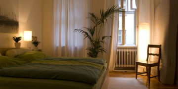 Az ingatlanközvetítő